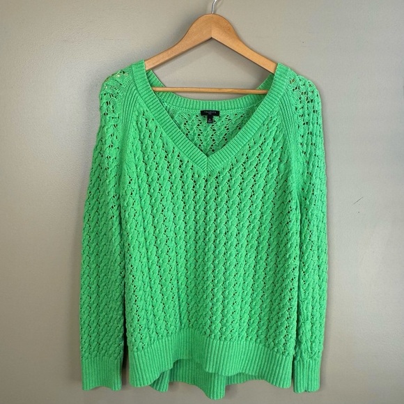 Talbots Plus OPEN STITCH V-NECK SWEATER in GREEN. 2X - Picture 2 of 10